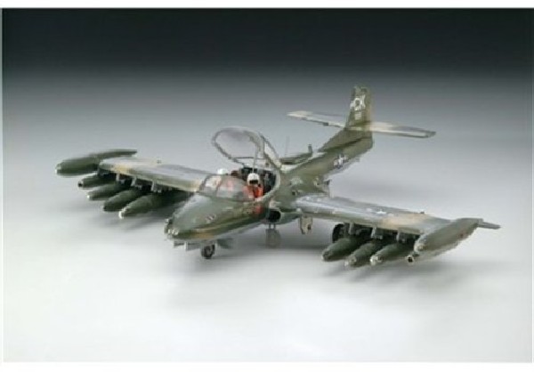 Revell 04503 Cessna A-37 A/B Dragonfly 1:48
